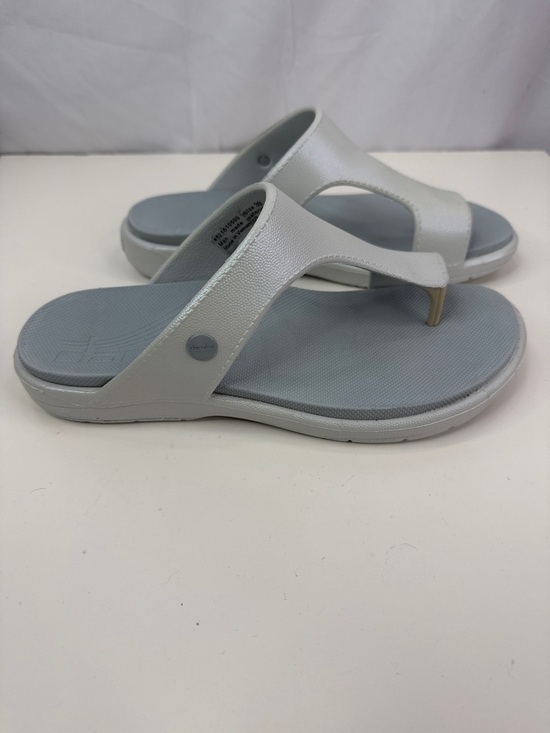 Shoes - Dansko Molded Toe Loop Women’s Size 39 Light Gray Blue Thong Sandals